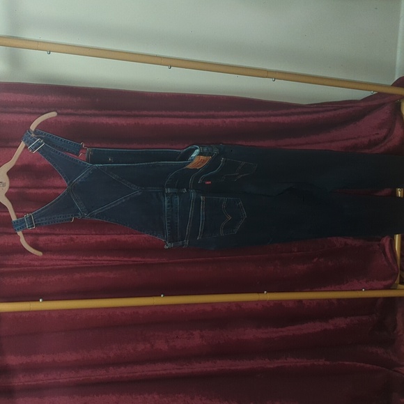 Levi's Skinny Overalls 30 - Picture 2 of 5